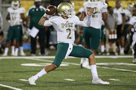 Narbonne can't keep pace with Long Beach Poly in the end - fi360 News