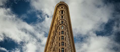 The Flatiron Building is a feature of which US city?