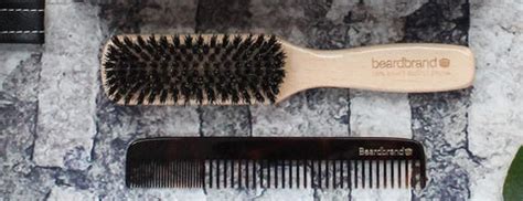 Brush vs comb - does it really matter? – BEARDED.