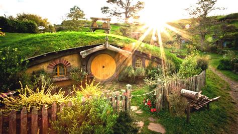 The Shire - A Brief Hobbiton Tour in Matamata New Zealand, LOTR The ...