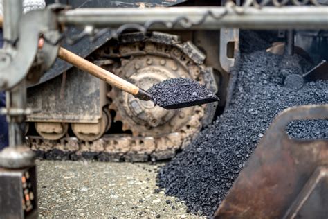 How Asphalt Is Made: 7 Essential Steps From Production To Pavement ...