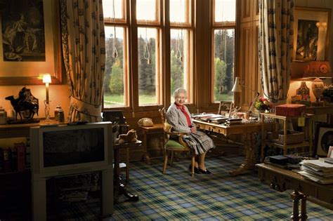 The Queen at Balmoral | Her majesty the queen, Elizabeth ii, Queen ...