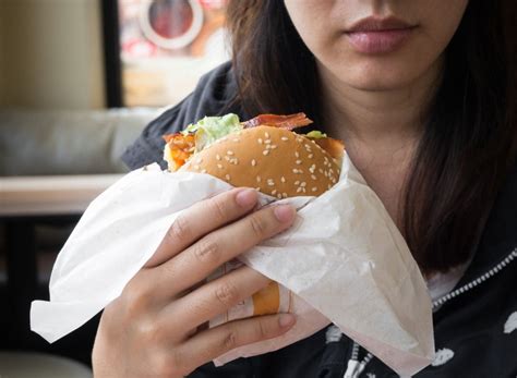 4 Most Overpriced Burger Chains, According to Customers — Eat This Not That