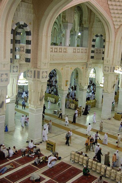 Interior of Al-Masjid al-Ḥarām (The Sacred Mosque) | Mosque ...