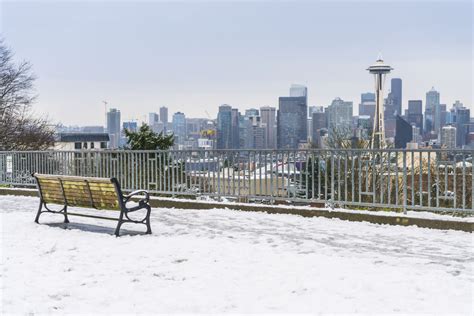 What to Do When It Snows in Seattle | Seattle Met