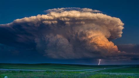 A STORM OF COLOR - Isolated Supercell, tornado, rainbow and lightning ...