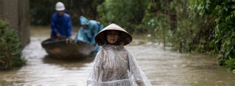 Millions affected as Typhoon “Molave” hits central Vietnam - the ...