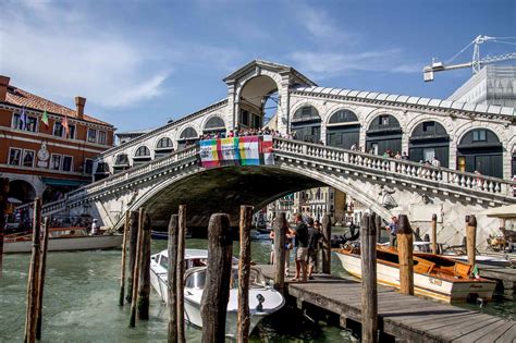 A Guide to the Most Famous Bridges in Venice, Italy