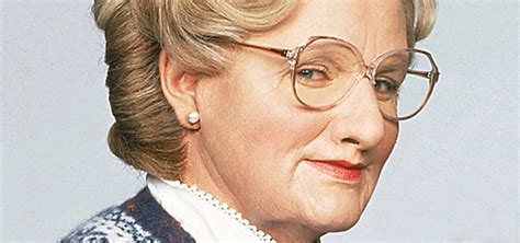 Makeup with Mrs. Doubtfire (A Tribute to Robin Williams) |A Beautiful Zen