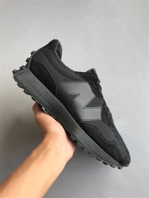 NEW BALANCE 327 "TRIPLE BLACK" on Carousell