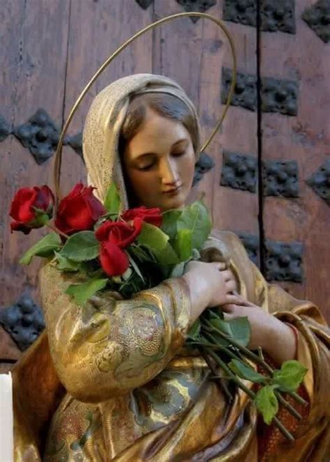 Virgin Mary With Roses Wallpaper