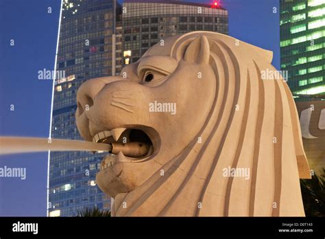 Asia, Singapore, Merlion Statue, Merlion, Night View, Night Lights ...