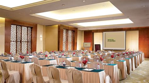 How to Plan the Lighting for Meeting and Conference Rooms - Lighting ...