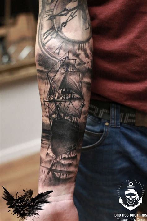 Ghost ship | Tatuajes chiquitos, Fotos de tatuajes, Tatuajes para hombres