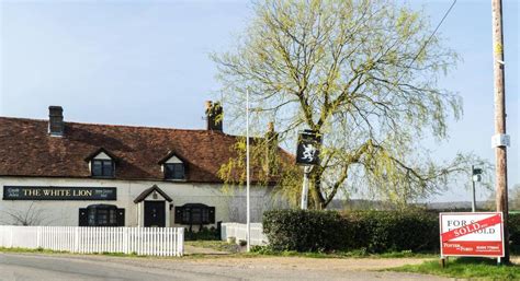 Focus: The White Lion, Newcomer Pub of the Year – Mid-Chilterns CAMRA