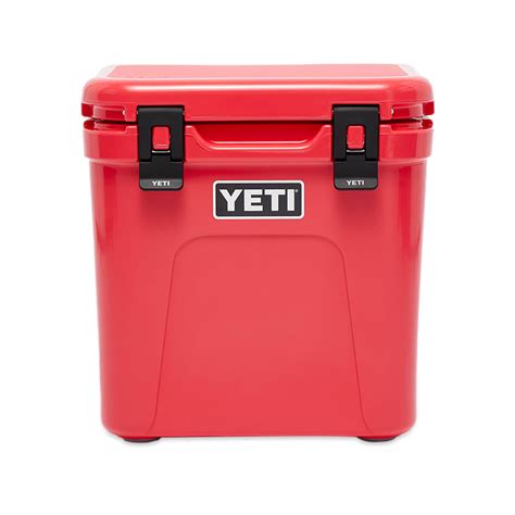 YETI Roadie 24 Cooler With Soft Strap Bimini Pink | END. (RU)