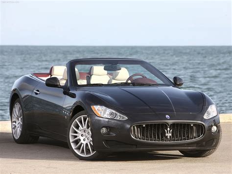 Maserati GranCabrio image #9