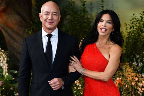 Lauren Sánchez on Life with 'Goofy' Jeff Bezos: 'We Love to Be Together'