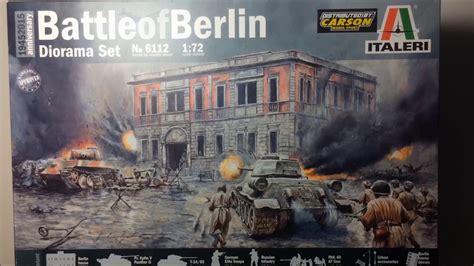 Unboxing ITALERI 6112 - 1/72 BATTLE OF BERLIN DIORAMA SET - YouTube