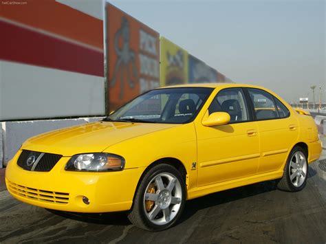 Nissan Sentra SE-R (2004) - pictures, information & specs