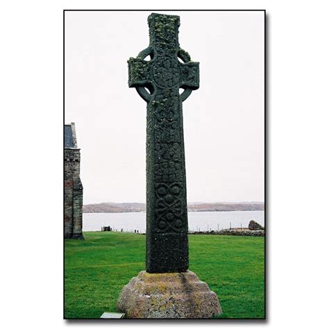 Celtic Cross, Iona, Scotland. Is so beautiful | Celtic cross, Celtic ...