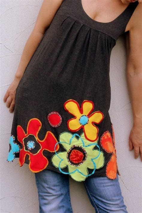 bold flowers, embellished recycled dress Estilo Hippie, Hippie Boho ...