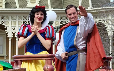 Image - Snow-white-prince-charming-1-12.jpg | Disney Wiki | FANDOM ...