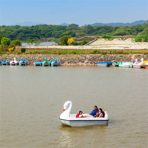 Sukhna Lake, Chandigarh editorial photo. Image of landscape - 114076236