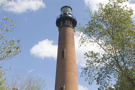 Lighthouses of the Outer Banks - Southern Boating