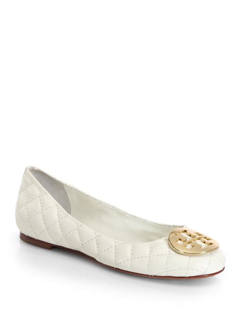 Tory Burch Quinn Quilted Leather Ballet Flats in White (IVORY) | Lyst