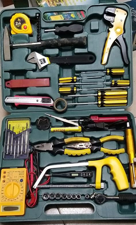 ELECTRICIAN 62PCS TOOL KIT SET – Mewnex Tools Ltd