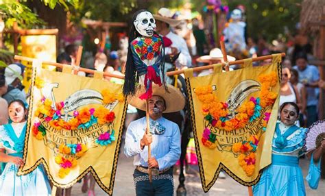 Zacatecas lleva sus tradiciones de Día de Muertos a Xcaret - Living And ...