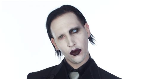 What Marilyn Manson Really Looks Like Underneath All That Makeup