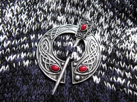 Antique Silver Celtic Penannular Brooch | Dragonrat Jewellery