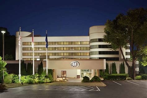 Pet Friendly Hotels in Charlotte, NC Off I-77 - travelnowsmart.com