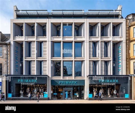 Primark in edinburgh hi-res stock photography and images - Alamy