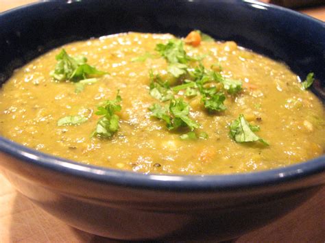 THE VOLUPTUOUS VEGETARIAN: Green Split Pea Soup with Green Peas ...