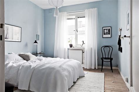 Chic Light Blue Bedroom Decor