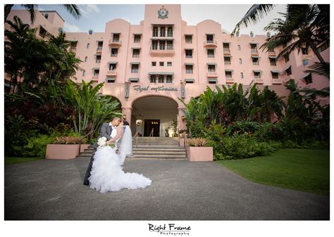 The Royal Hawaiian Hotel Wedding Helumoa Garden by RIGHT FRAME PHOTOGRAPHY