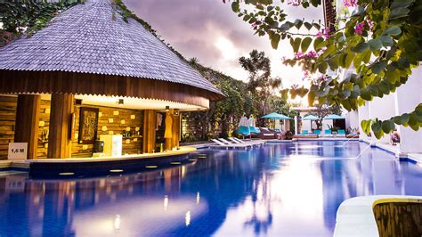 Jimbaran Bay Beach Resort & Spa, Kuta ab € 41 | Checkfelix