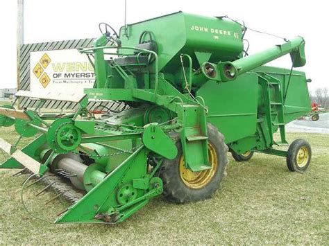 Farm Equipment For Sale: John Deere 45 Combine