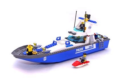 Police Boat - LEGO set #7287-1 (Building Sets > City > Police)