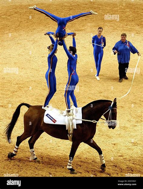 Horses vaulting horse hi-res stock photography and images - Alamy