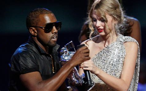 Kanye West Taylor Swift / In 2009, kanye west interrupted taylor swift ...