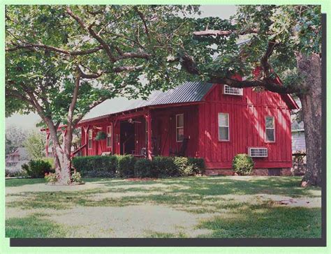 Cabins By The Square in Mountain View Arkansas For Rent