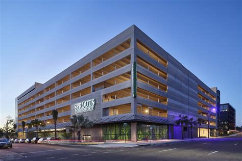 Sprouts Farmers Market - BRR Architecture