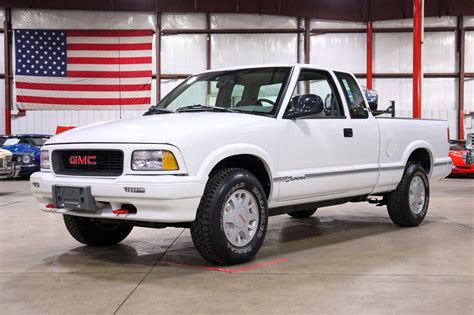 1997 GMC Sonoma | GR Auto Gallery