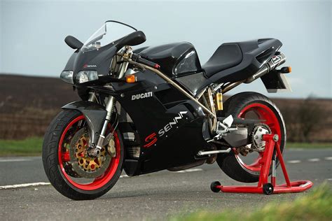 Ducati 916 Senna: had you forgotten how much you wanted one of these?