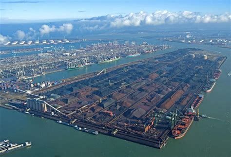 Rotterdam port first half throughput dips, earnings fall - Ships & Ports