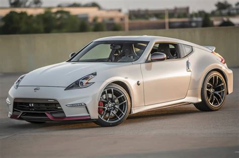 Nissan 370Z I 2009 - 2012 Coupe :: OUTSTANDING CARS